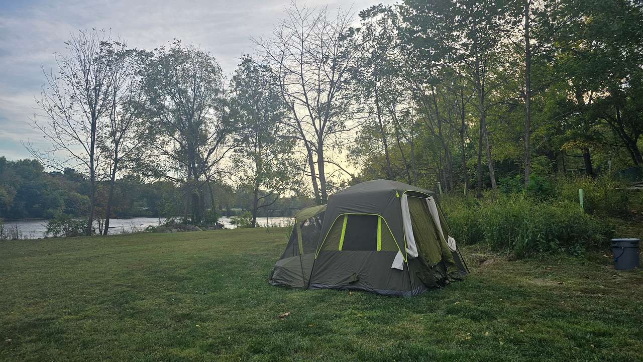 FAIRLAWN RIVERFRONT