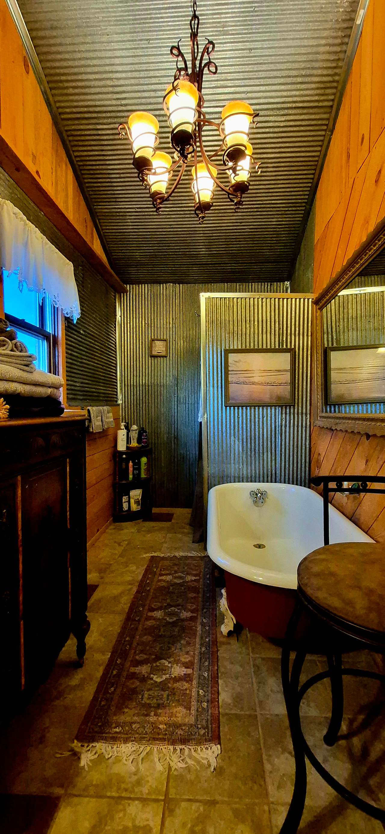 Delightful 1 bedroom peaceful tiny house