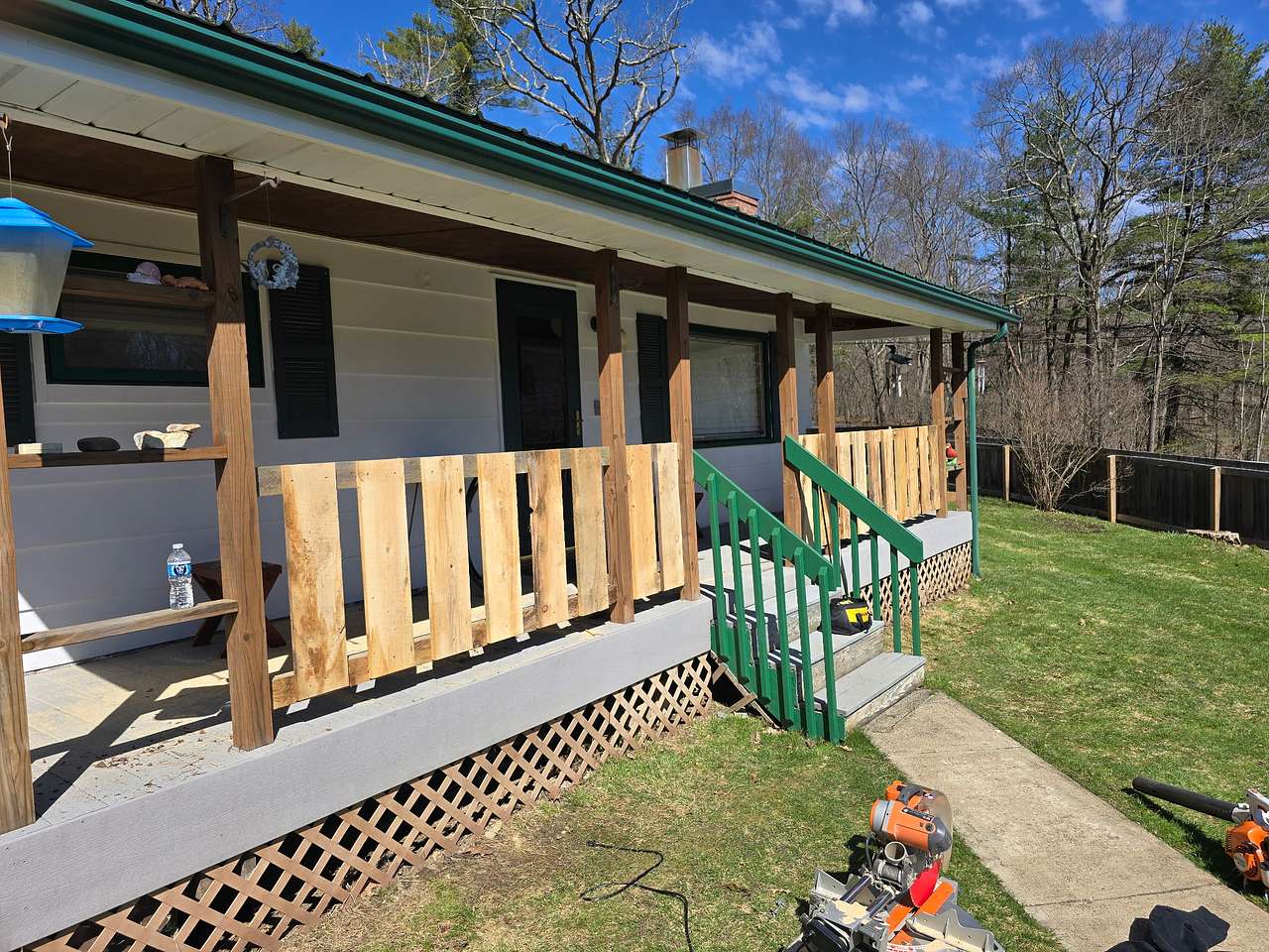 Welcome to Hillside Cabins and Camp.