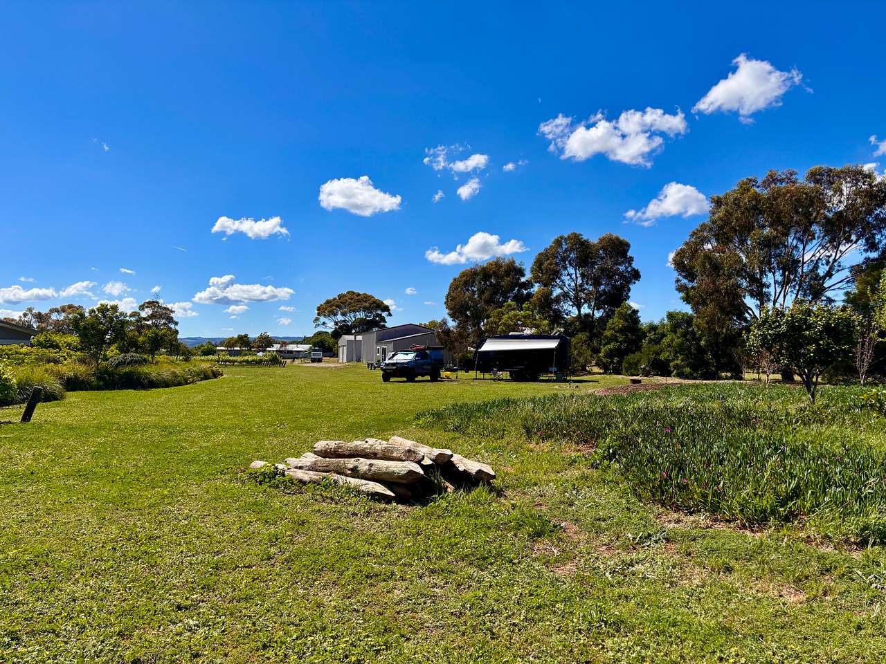 Six Strings - McLaren Vale Vineyard