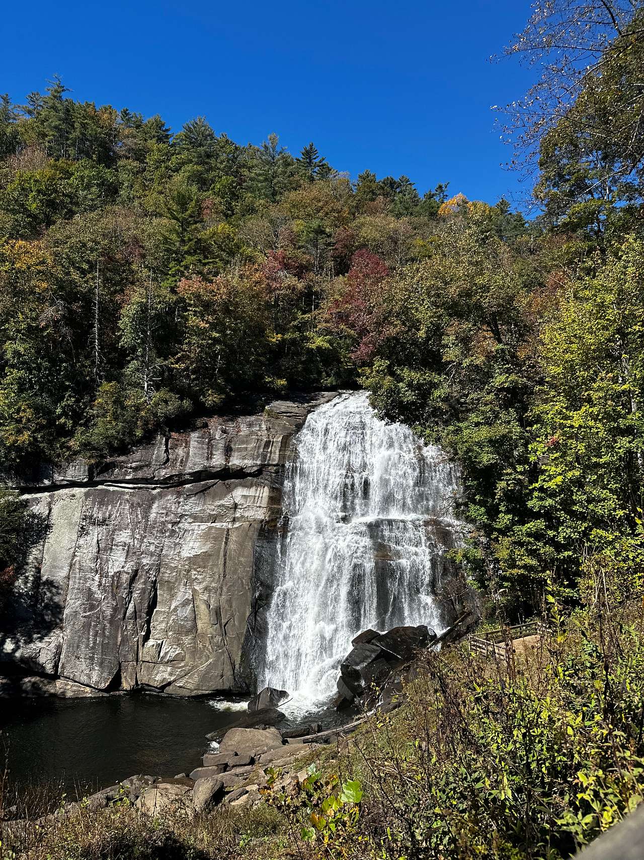 Rainbow Trail Falls 