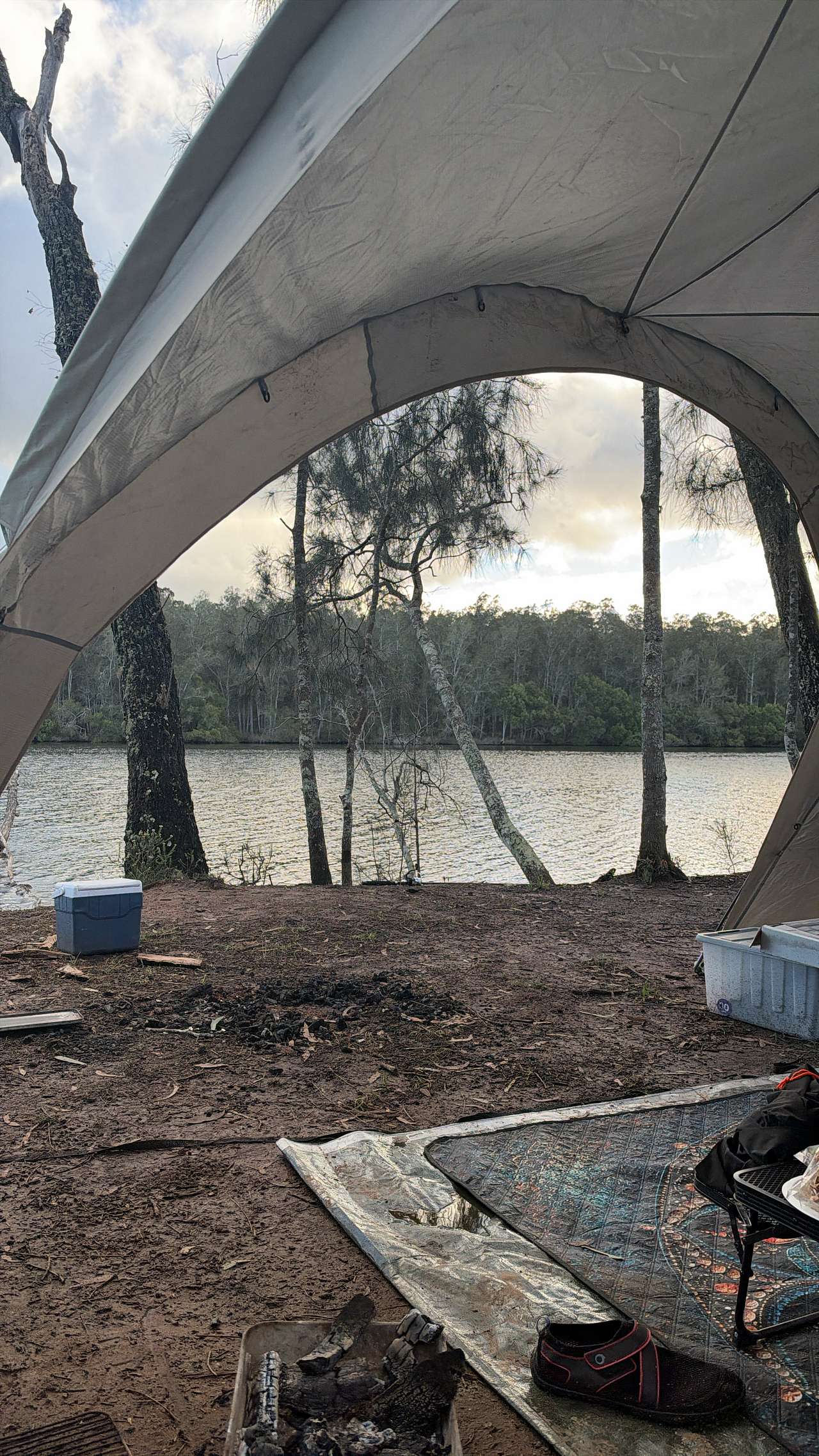 Minimbah Fishing Lodge River Camp
