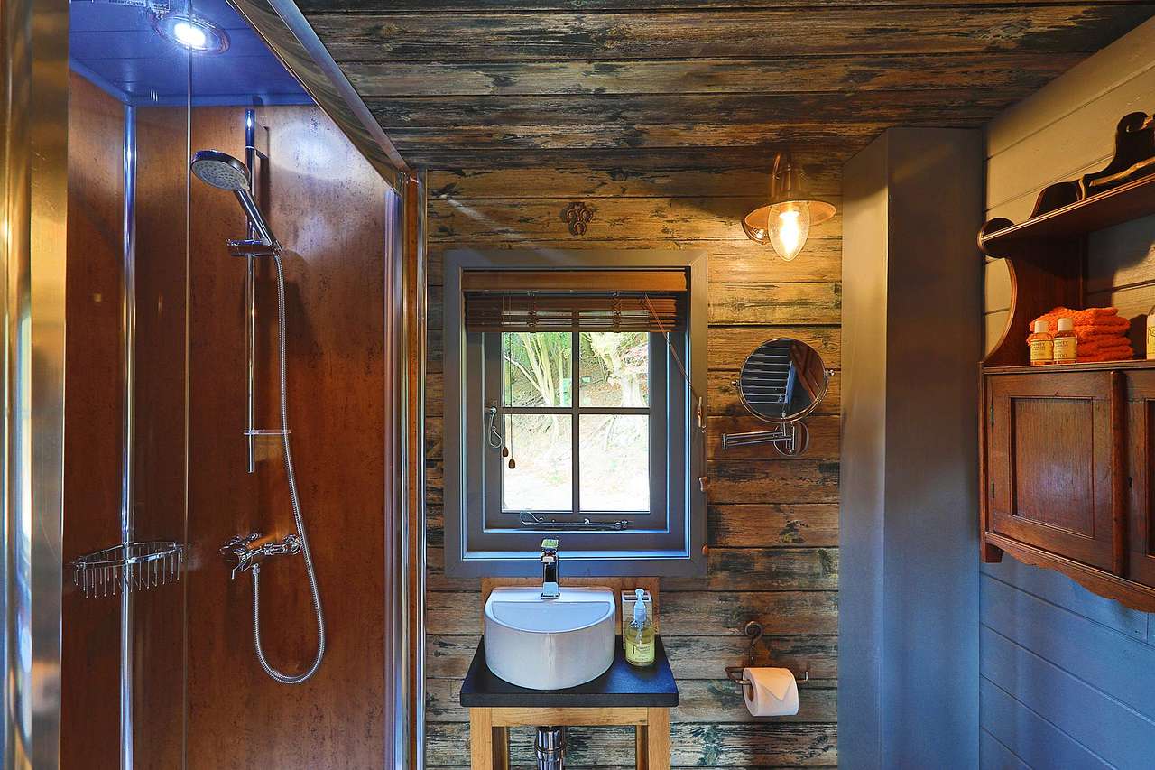 Greenhill Glamping
