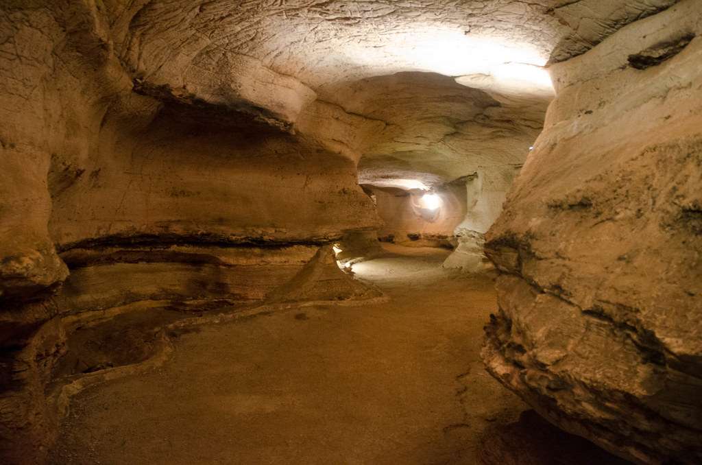 Longhorn Cavern State Park