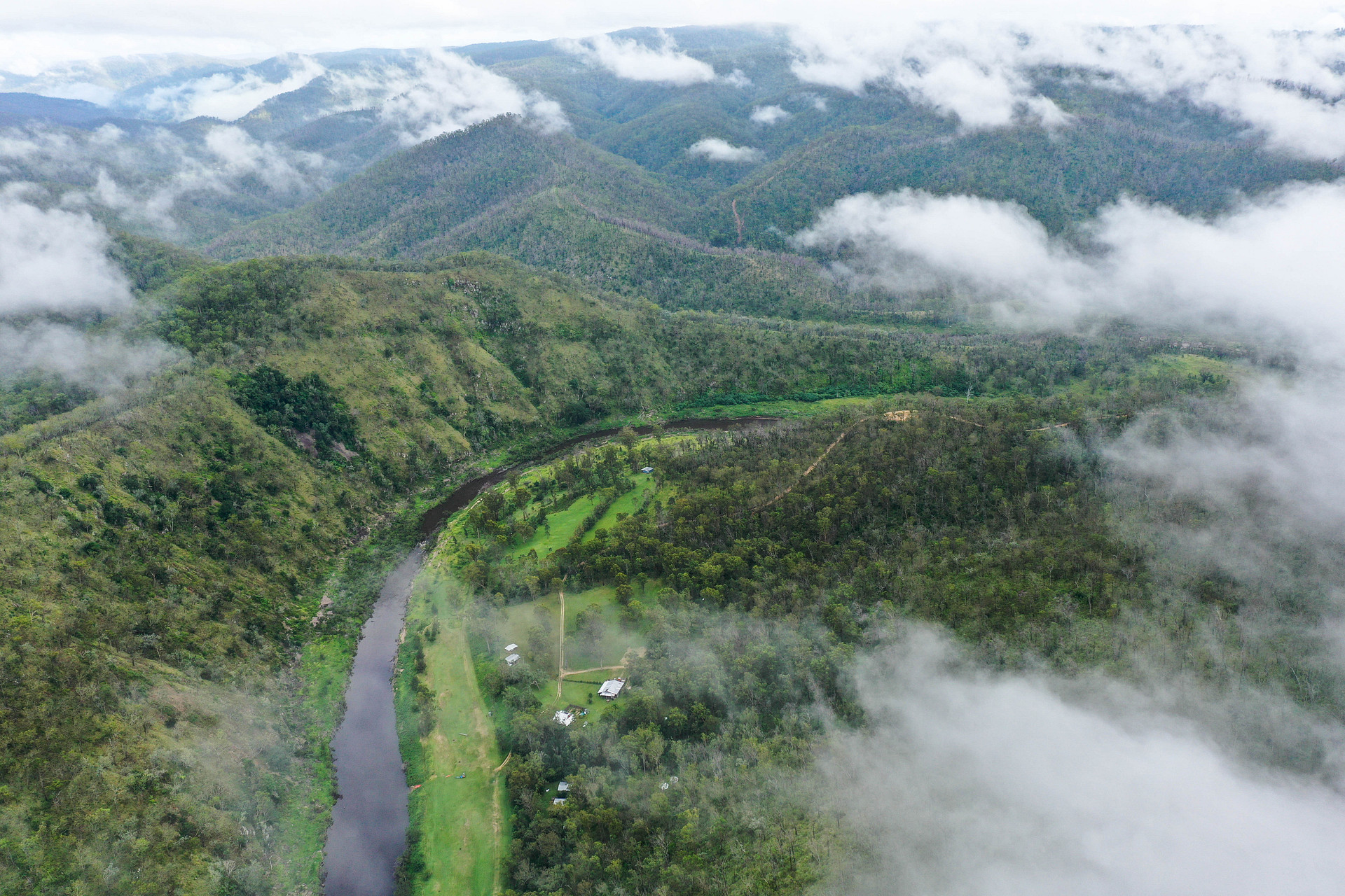 Clarence River Wilderness Lodge