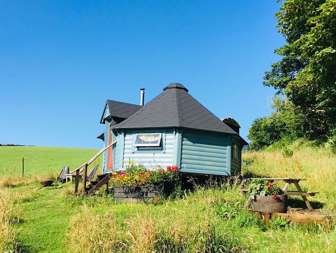 Piglet Cabin….. sleeps 2