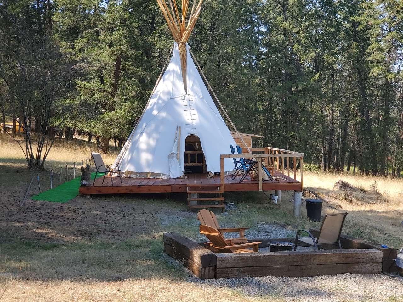 Mountain Quest Tipi