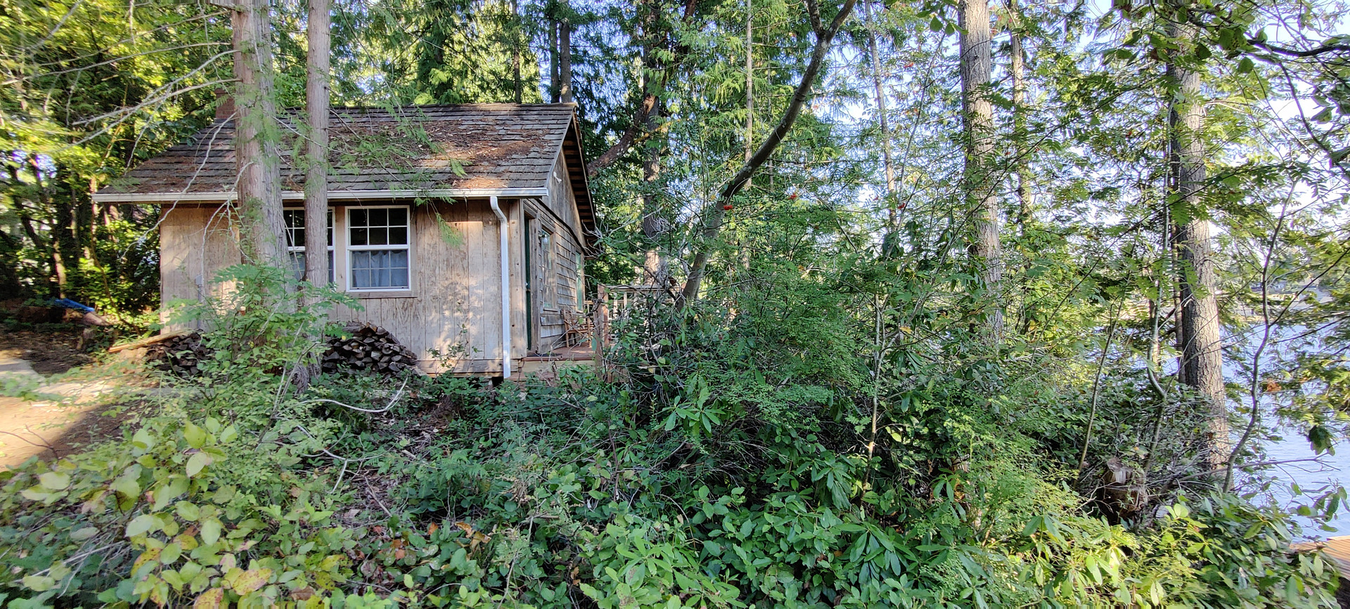Pipe Lake Cabin