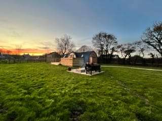 Riding Gate Lodge