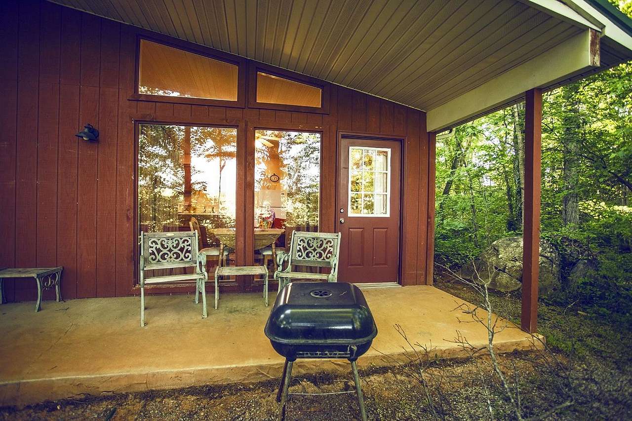 Nolichuckey Bluffs Cozy Campsites