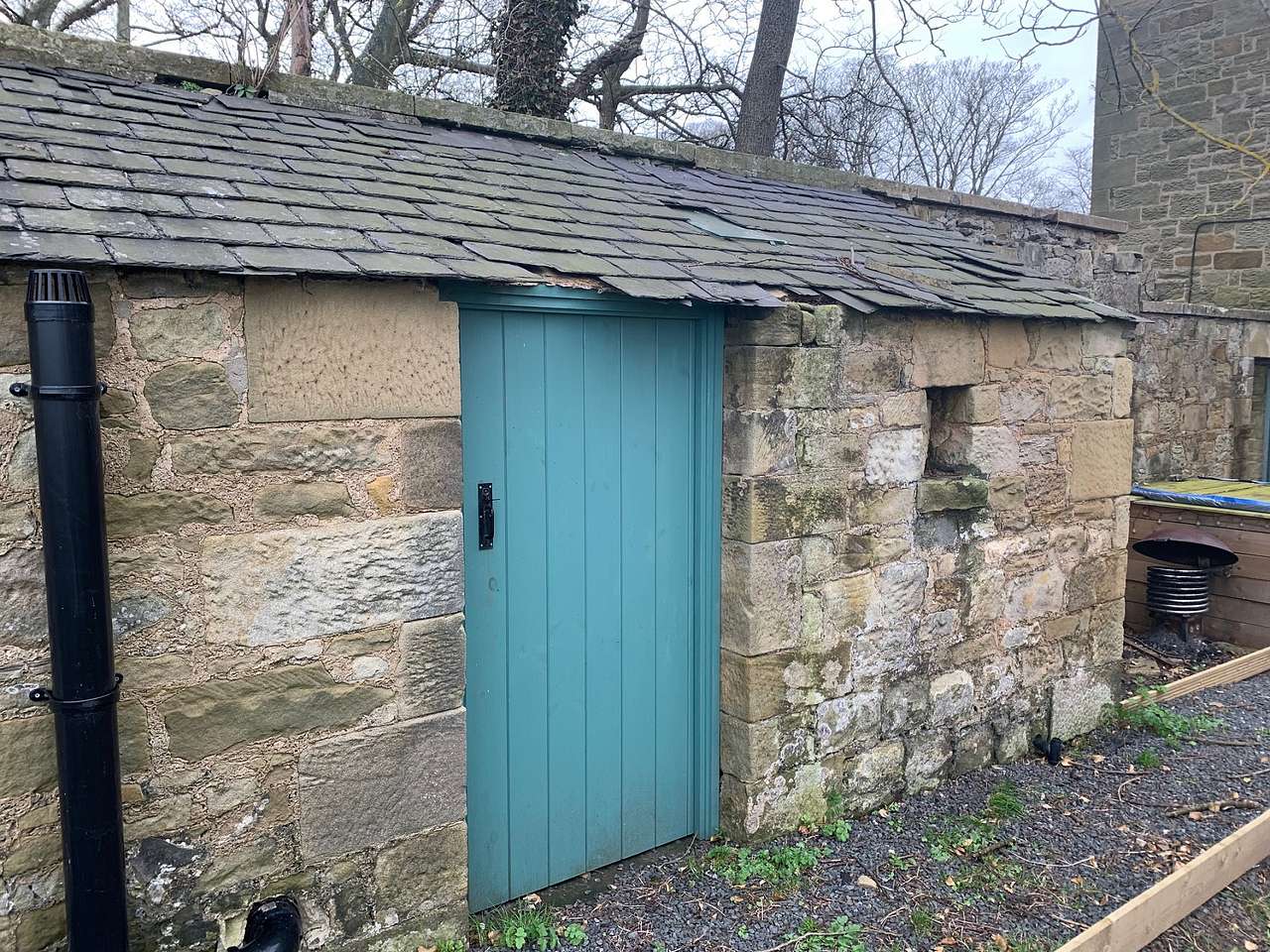 Shower block with flushing toilet