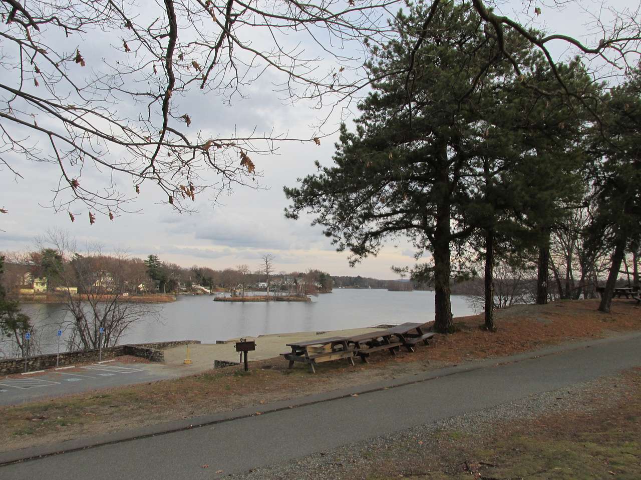 Quinsigamond State Park