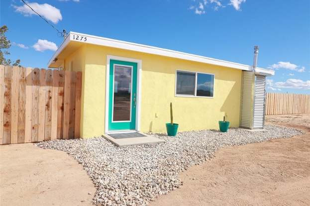 The front of the property and cabin
