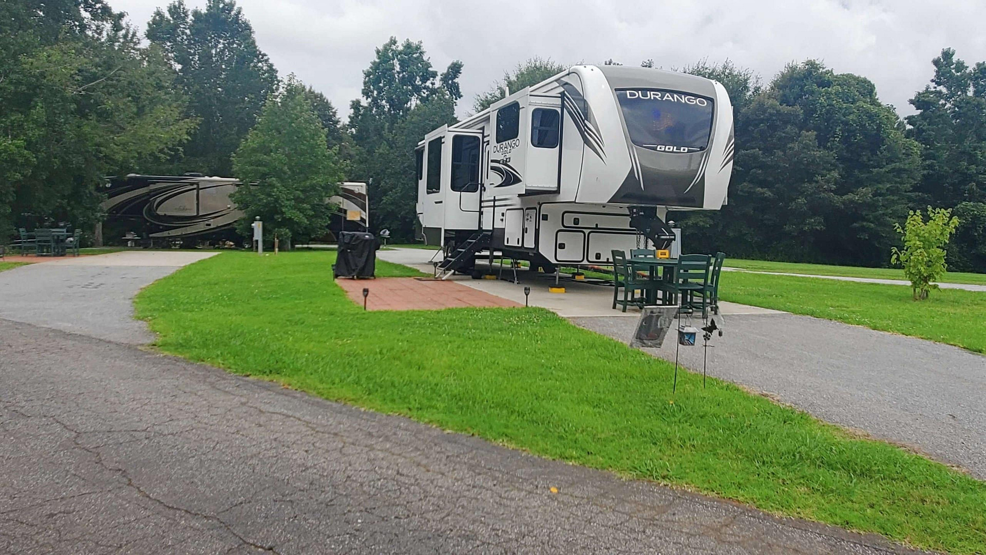 Spacious Skies Peach Haven Campground