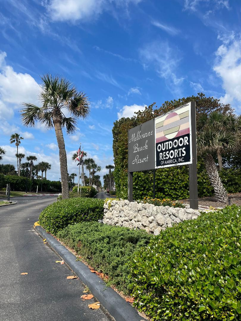 RVing Or Trailer At Outdoor Resorts