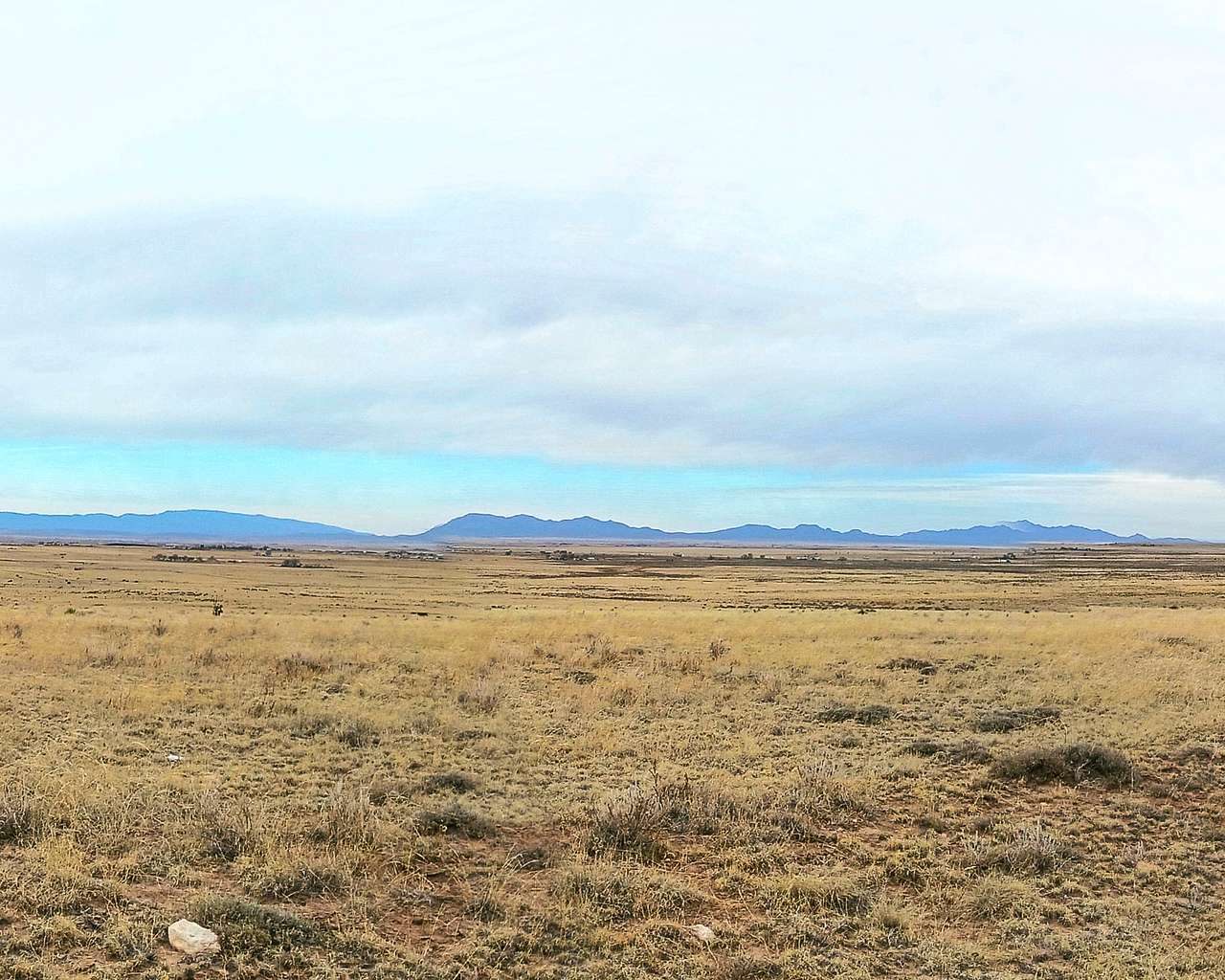 Remote feel while being close to many attractions.
