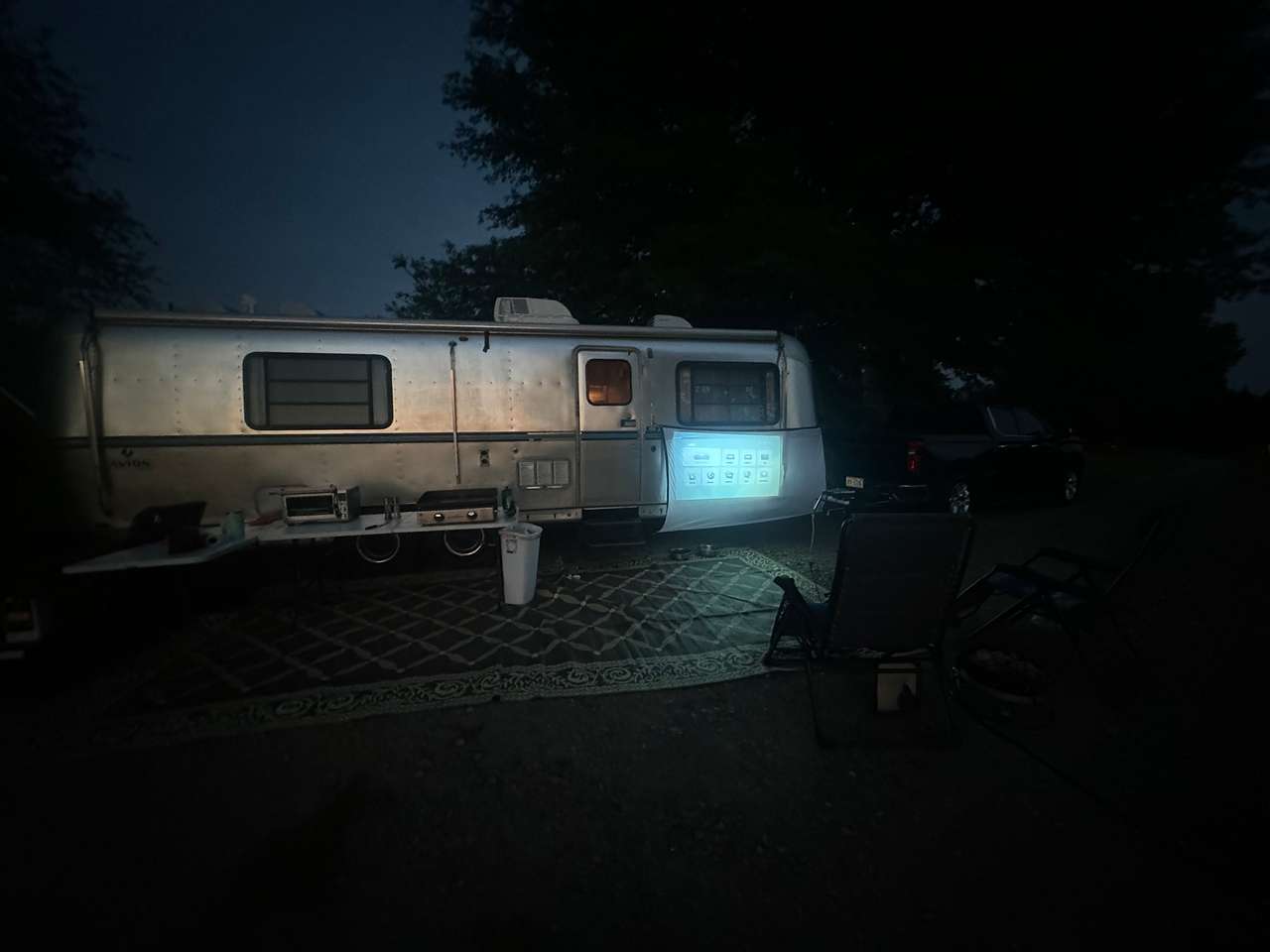 Movies on the camper 