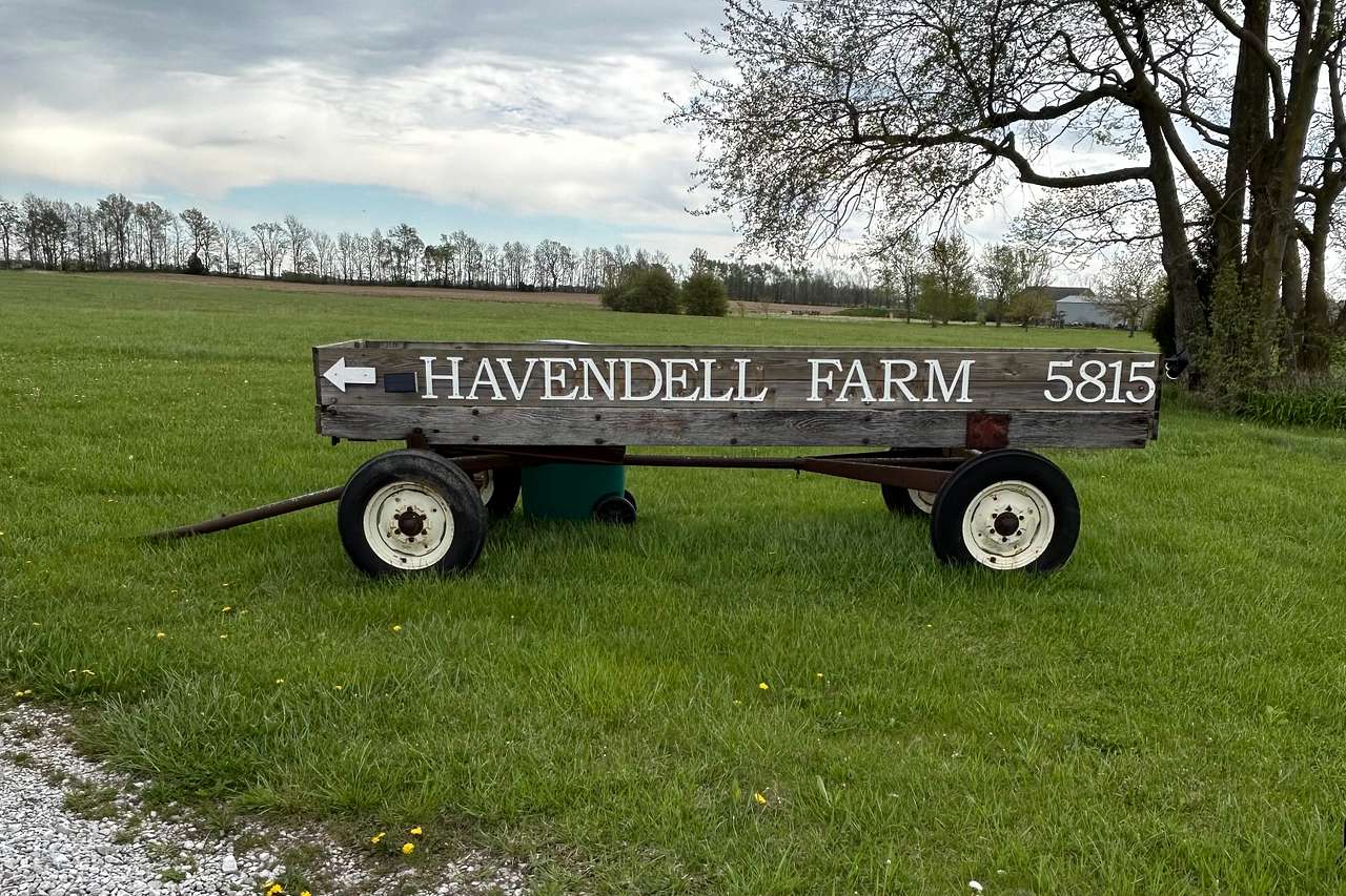 This old wagon is the land mark that you have arrived at Havendell Farm and Wayside. 