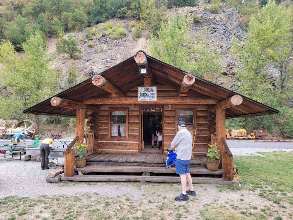 Crystal Gold Mine RV Park