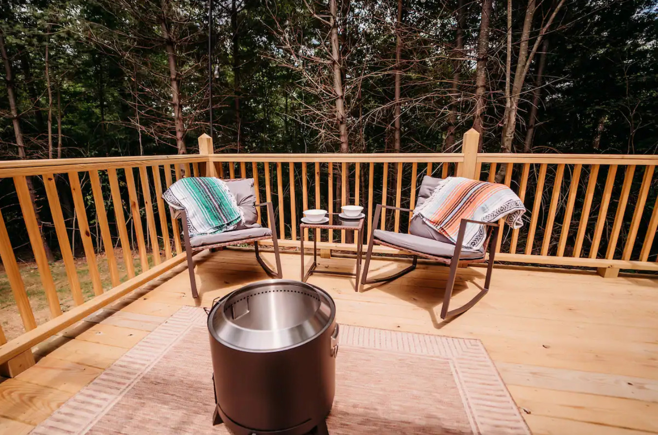 Black Creek Glamping
