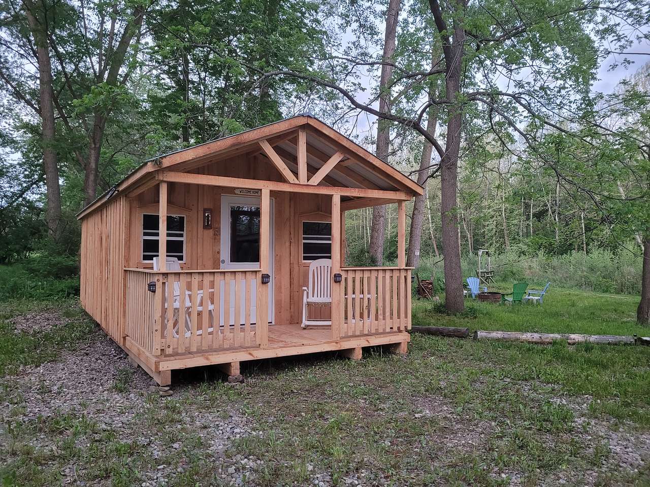 New cabin which can sleep 5.