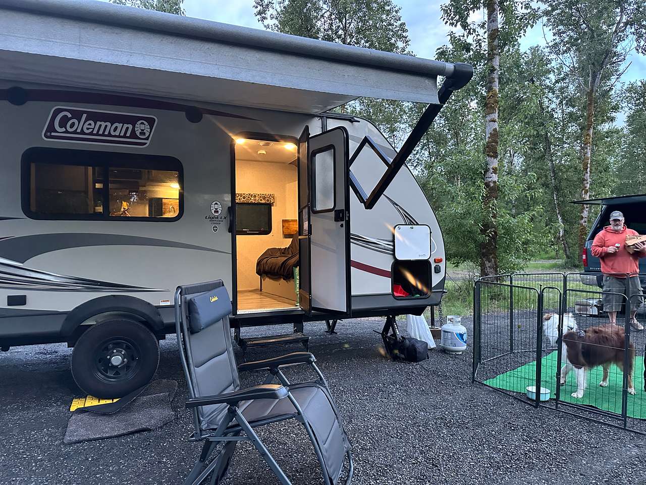 Level gravel made setting up very easy.

