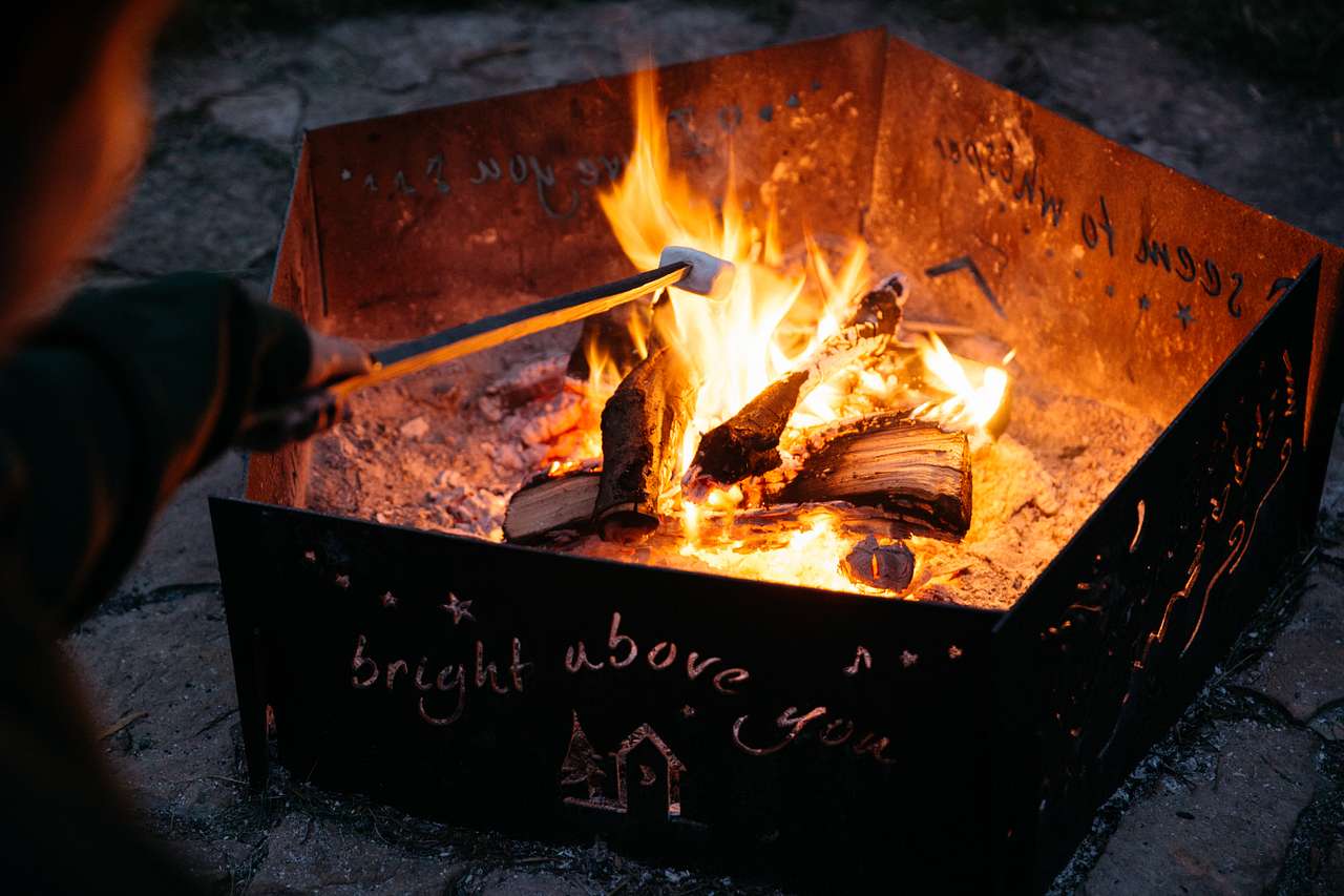 Glamping - Intimate Cabin & Campsites