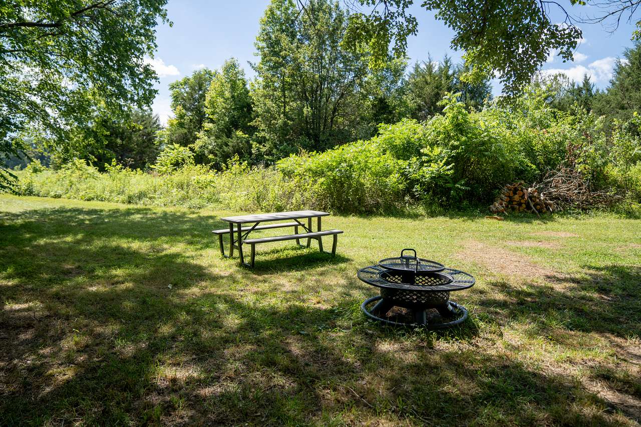Archer's Den tent-site. 