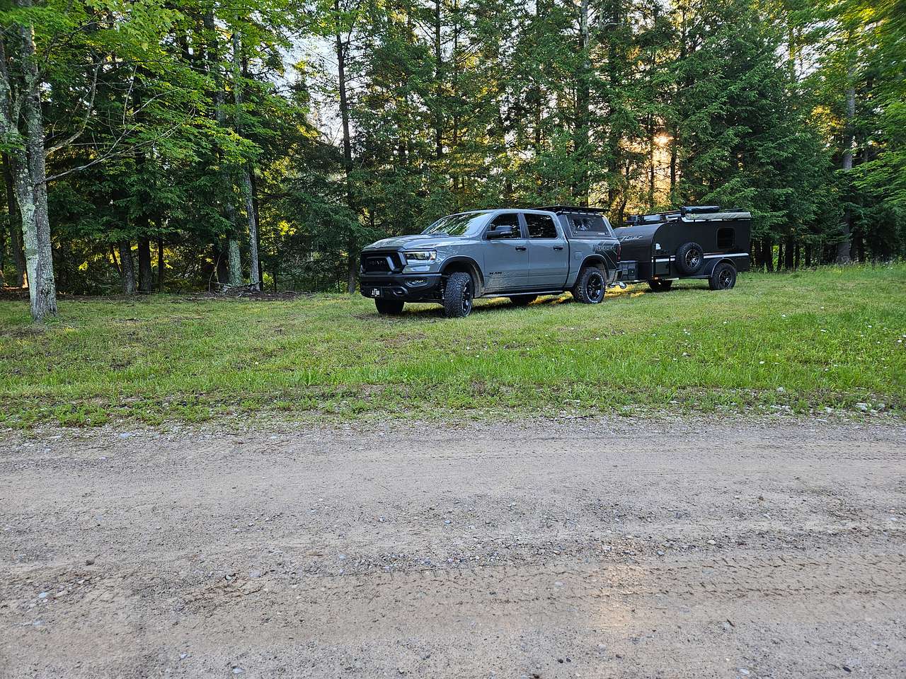 Old Cedar Lodge & Campsites