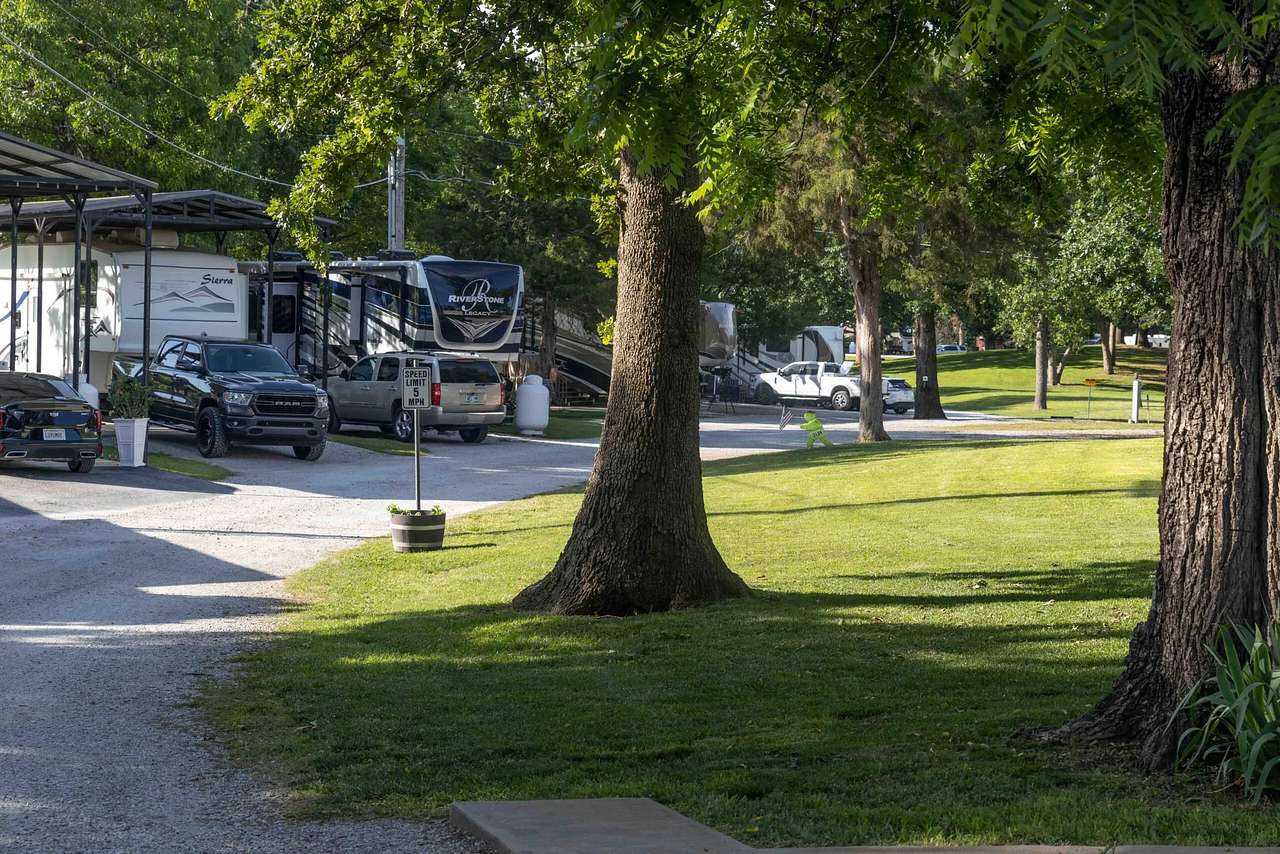 Waters Edge RV and Cabin Resort