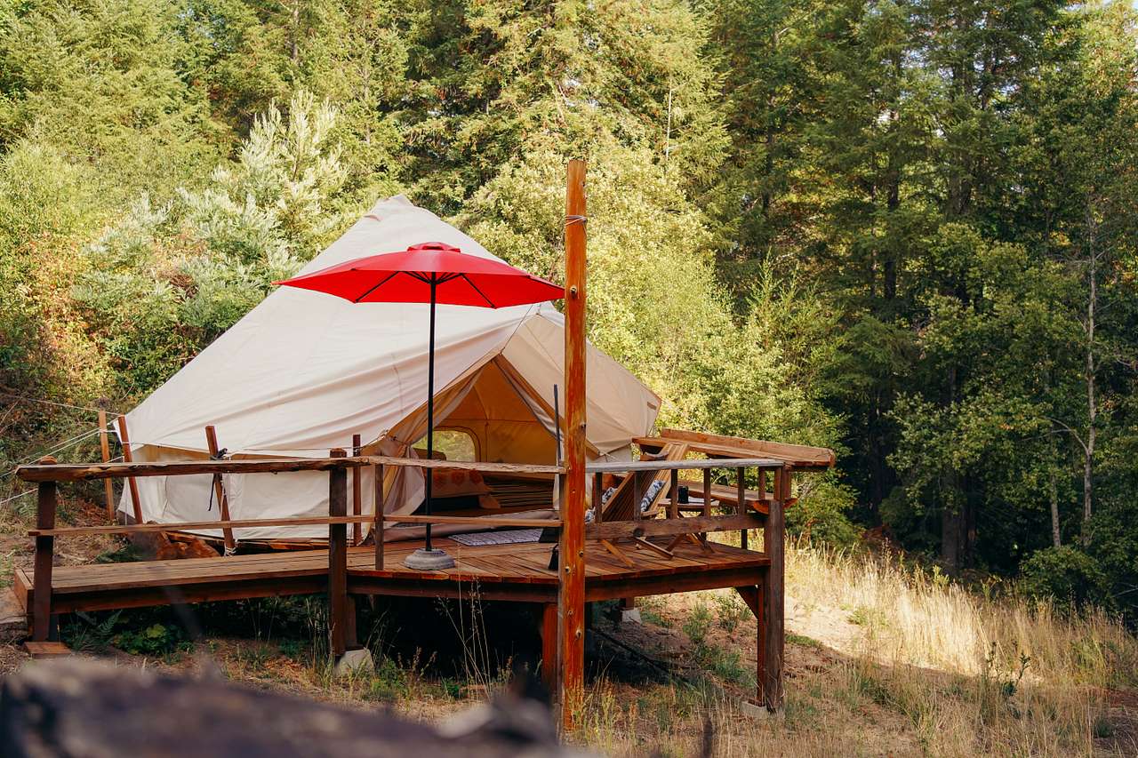 Butterfly landing tent 