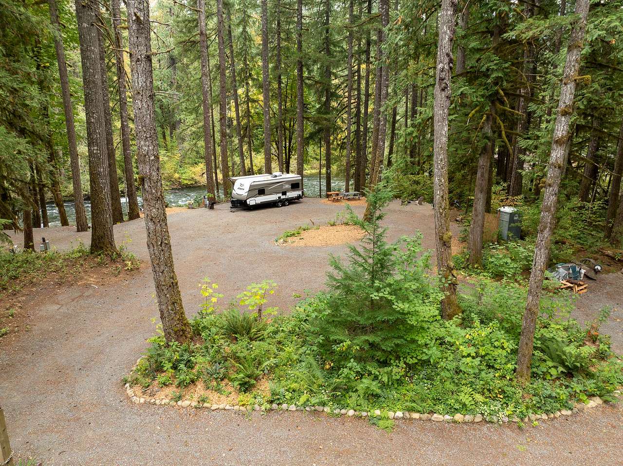 Upriver Paradise "Private Retreat"
