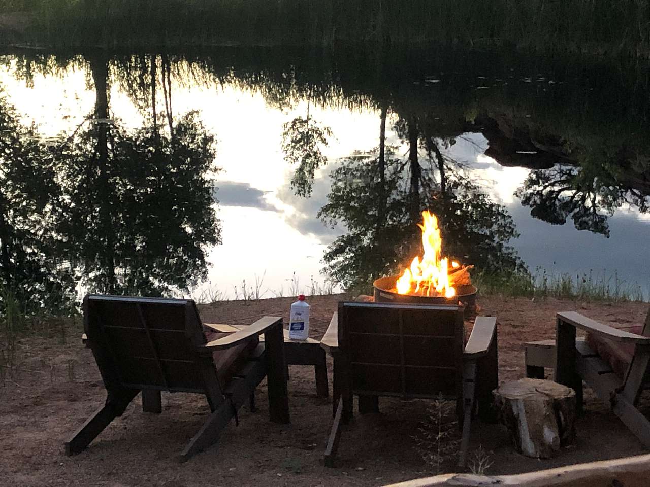 Top of the World, rustic retreat