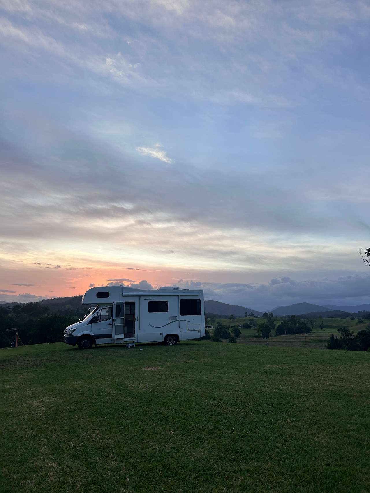 Valley View Escape