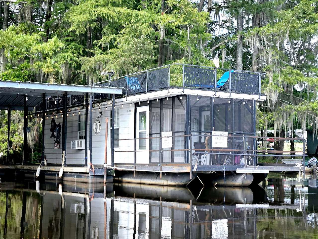 Keepin' It Reel on Caddo Lake