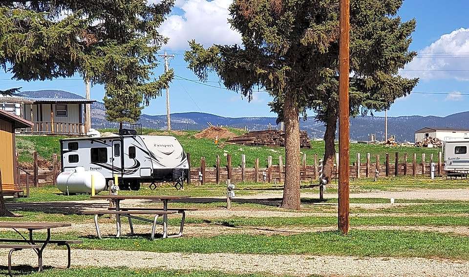 Golden Eagle RV Park