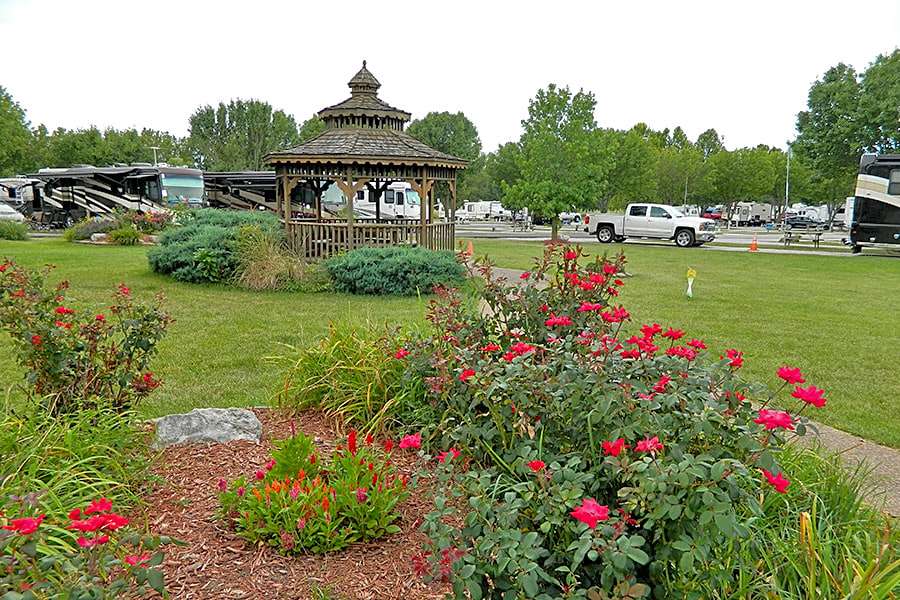 Cottonwoods RV Park