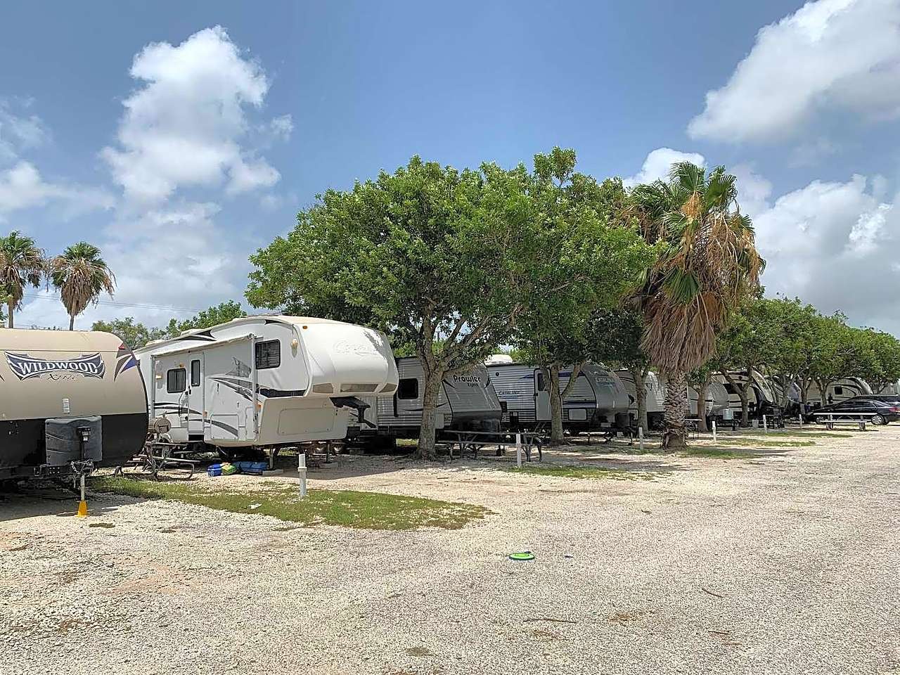 Lighthouse Beach RV Park