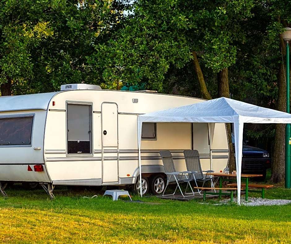 Holly Acres Campground