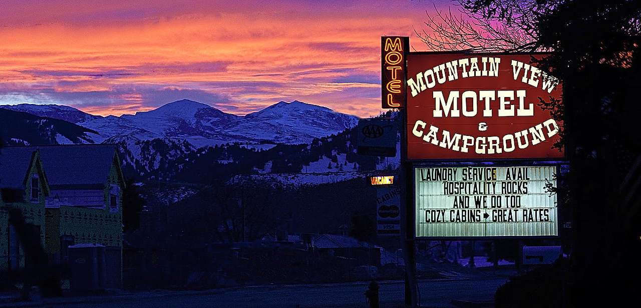 Mountain View Motel and Campground