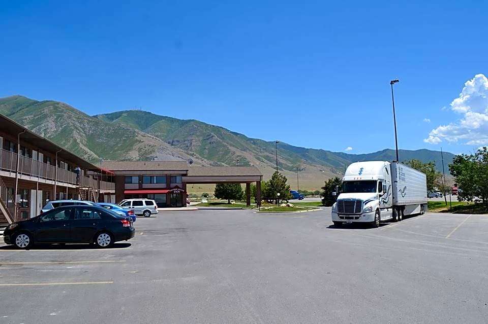 Oquirrh Mountain Inn & RV Park