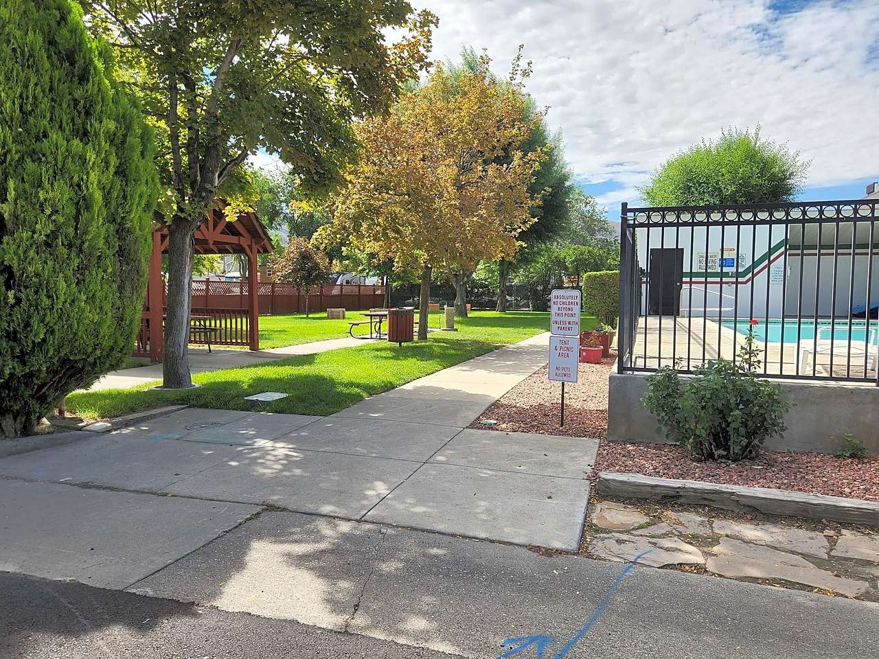 Mountain Shadows RV Park