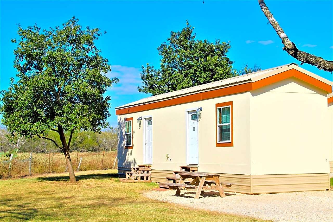 Patriot RV Park - Gonzales