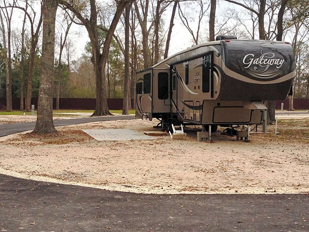 Bayou Oaks RV Park