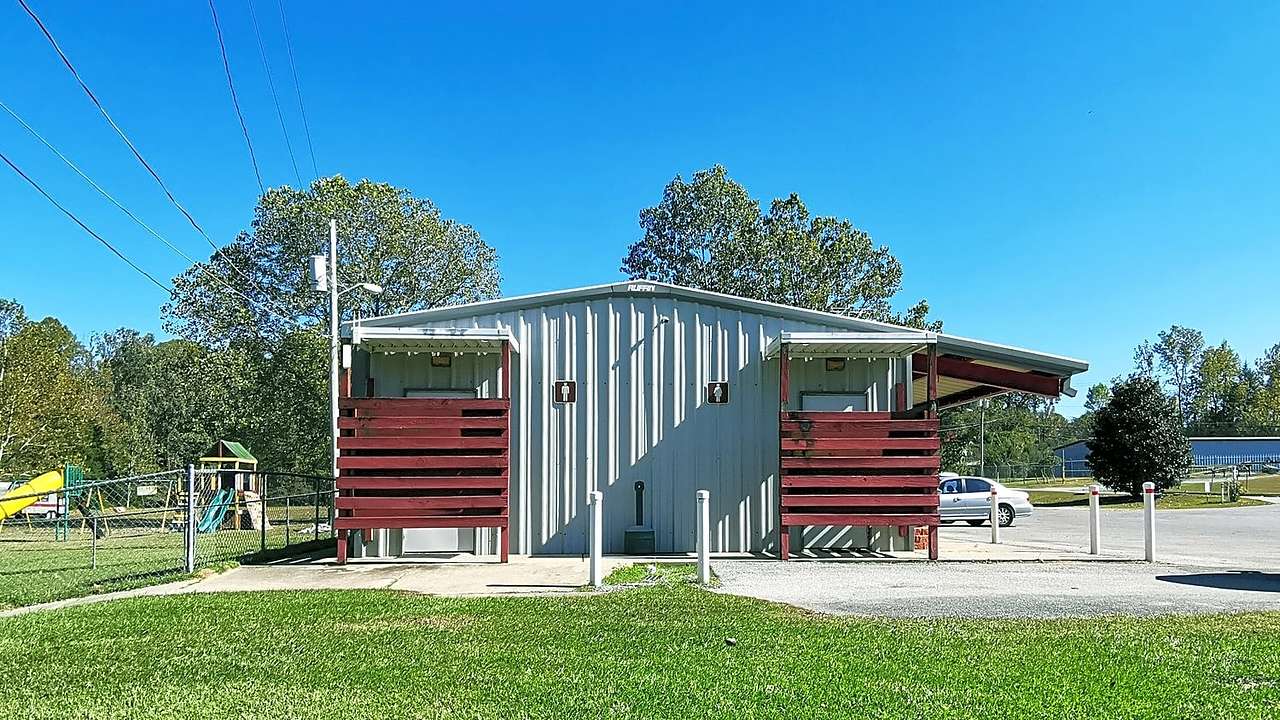Quilly's Magnolia RV Park
