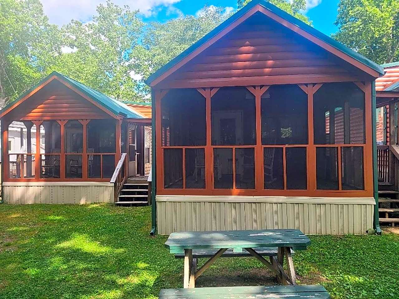 Creekside Cottage- sleeps 6