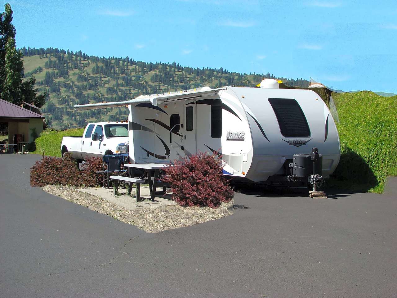 Mountain Side Pull Thru