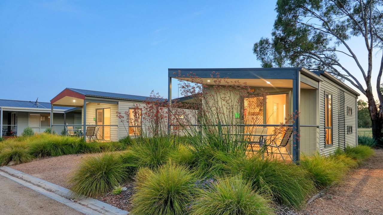 Yarrawonga Riverlands Tourist Park