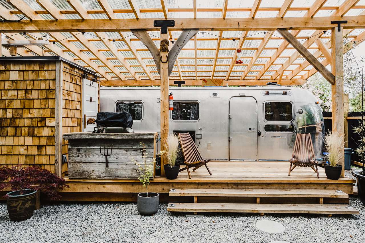 Aluminum Falcon Glamping