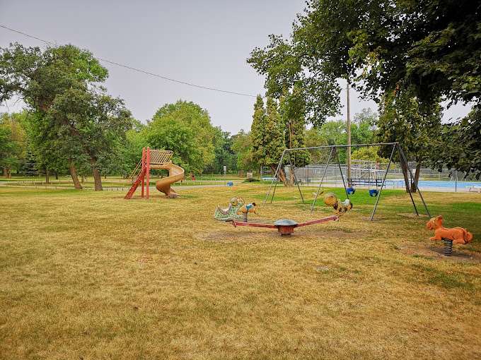 Riverside Campground - Walhalla, ND